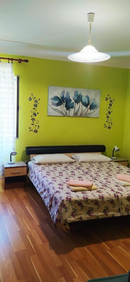 Apartman Jadranka Veli Losinj Ngoại thất bức ảnh